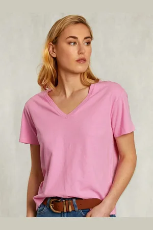 Color Capital V-Neck Short Sleeves Top