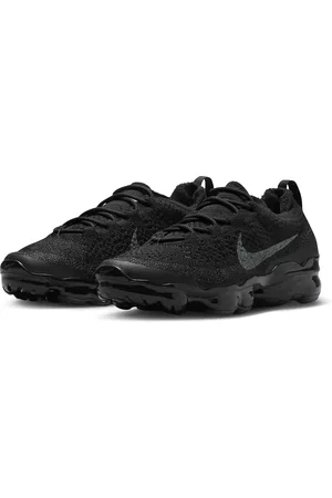 Nike Women Air VaporMax 2023 Flyknit Sneakers
