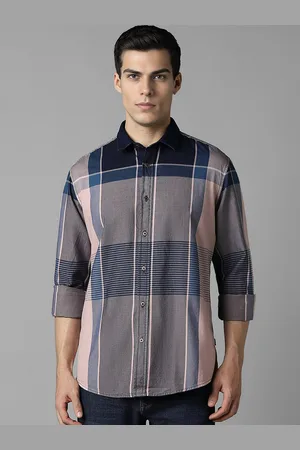 Louis Philippe Men Slim Fit Opaque Checked Casual Shirt