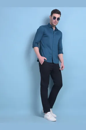 Crimsoune Club Men Mid Rise Plain Slim Fit Chinos