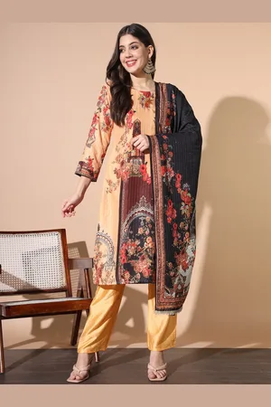 Chhabra 555 Floral Printed Round Neck Long Sleeves Kurta With Trousers & Dupatta