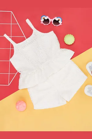 Pantaloons Girls Pure Cotton Top with Shorts