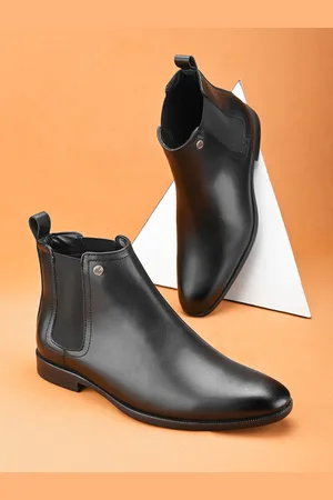 Roadster The Lifestyle Co. Men Black Slip-On Chelsea Boots