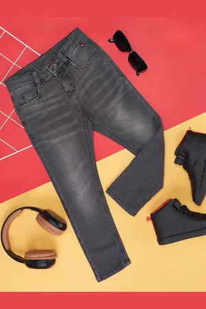 Pantaloons Boys Clean Look Heavy Fade Stretchable Jeans