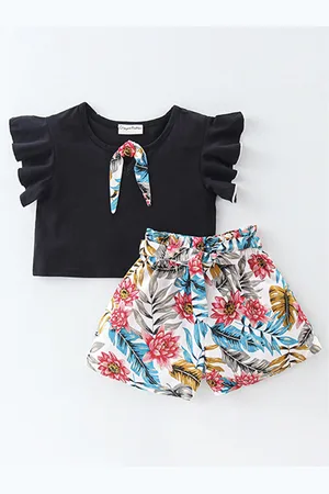 CrayonFlakes Girls Floral Printed Futter Sleeve Top with Shorts