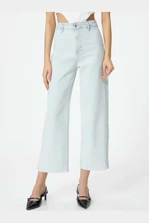 Koton Women Relaxed Fit High-Rise Stretchable Cropped Jeans