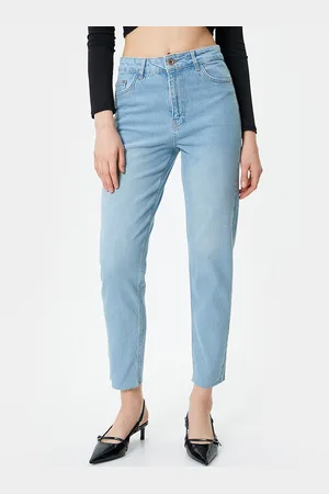 Koton Women Mom Fit Mid-Rise Stretchable Cropped Jeans