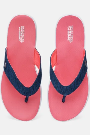Skechers Women Navy Blue & Pink Self Design On The Go MAUI Goga Mat Thong Flip-Flops