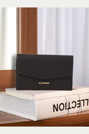 Accessorize London Women Classic Three Fold Wallet