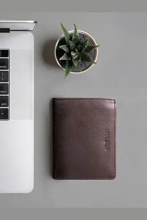 Hidesign Men Brown Textured Two Fold Leather Wallet