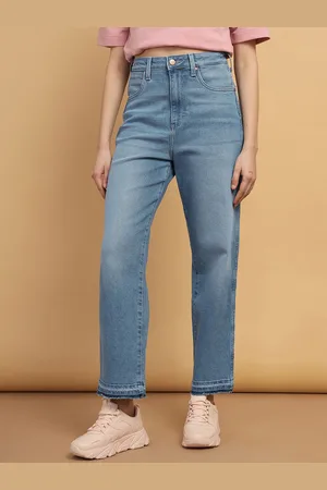 Wrangler Women Straight Fit High-Rise Light Fade Stretchable Jeans