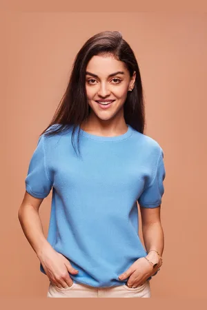 Bombay High Women Round Neck Textured Knit Top