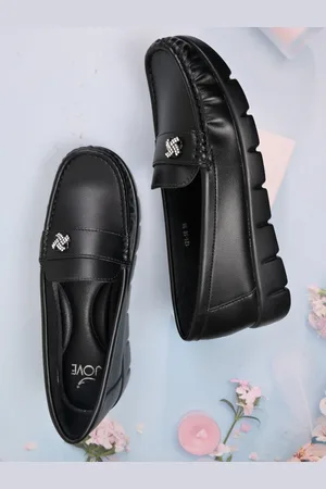 Jove Women Embellished Detail Lightweight Loafers