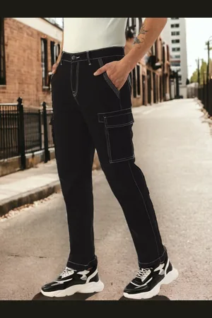 Bene Kleed Men Mid-Rise Relaxed Fit Cargo Jean with Contrast Stitch