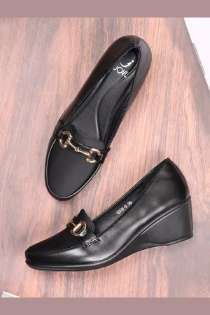 Jove Women PU Loafers