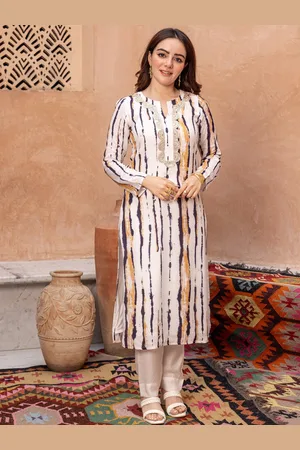 Ambraee Striped Dyed Round Neck Straight Kurta with Trousers