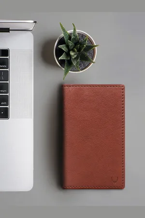 Hidesign Men Leather Two Fold Wallet