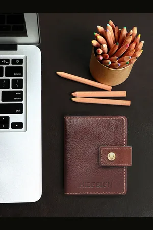 Hidesign Men Leather Two Fold Wallet