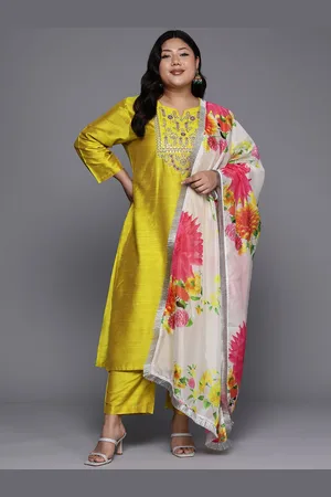 Sztori Plus Size Floral Yoke Design Thread Work Straight Kurta With Trousers & Dupatta