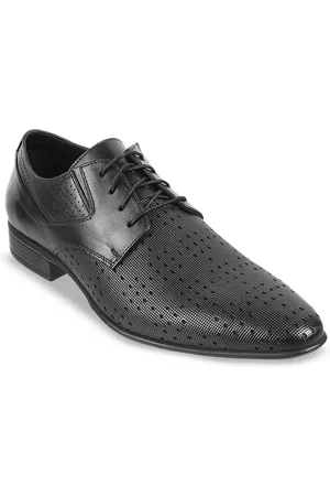 Metro Men Textured Round Toe Leather Formal Derbys