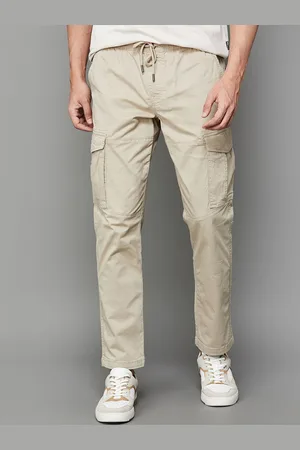 Lifestyle Men Mid-Rise Tapered Fit Cargo Trouser