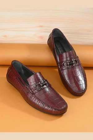 San Frissco Men Textured Lightweight Memory Foam Leather Horsebit Loafers