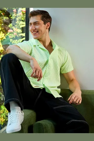 Campus Classic Fit Checks Popcorn Texture Cuban Collar Short Sleeves Casual Shirt