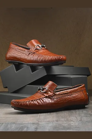 San Frissco Men Textured Lightweight Memory Foam Leather Horsebit Loafers