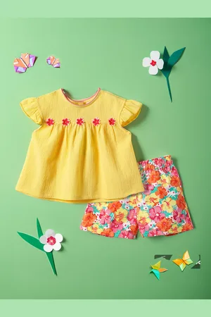 Nauti Nati Infant Girls Cap Sleeves Top With Printed Pure Cotton Shorts