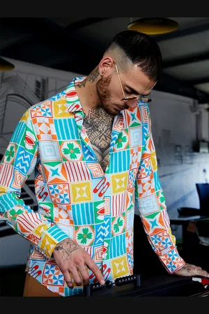 Campus Classic Fit Abstract Printed Spread Collar Long Sleeves Casual Shirt