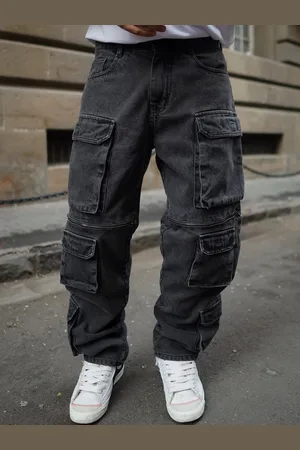 Powerlook Men Black Boyfriend Fit Clean Look Cotton Cargo Jeans