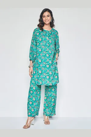 Global Desi Women Floral Printed Regular Kurta with Trousers