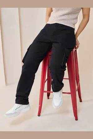 Bewakoof Women Straight Cargo Pants