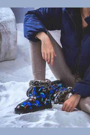 SAINT G. Women Blue Floral Embroidered Winter Snug Boots