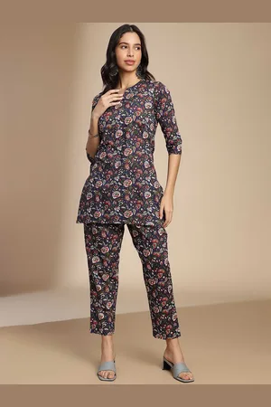 Shaily Retails Floral Printed V-Neck Tunic With Trousers