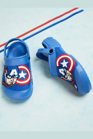Lifestyle Boys Avengers Printed Clogs