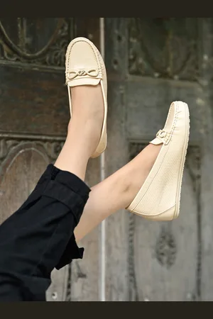 Shoetopia Girls Loafers