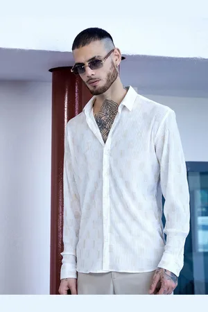 Campus Classic Fit Checked Textured Spread Collar Long Sleeves Casual Shirt