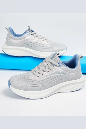Lifestyle Men Woven Design PU Sneakers