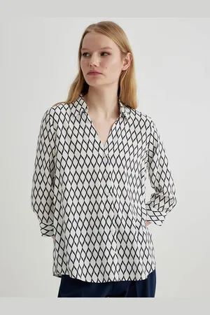 DeFacto Women Opaque Printed Casual Shirt