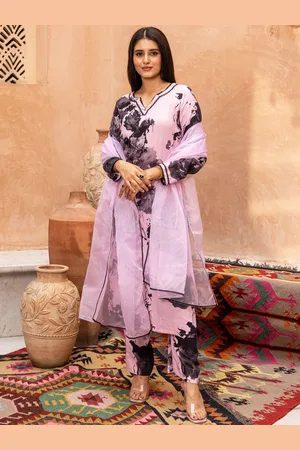 Ambraee Floral Printed V-Neck Regular Straight Kurta With Trousers & Dupatta