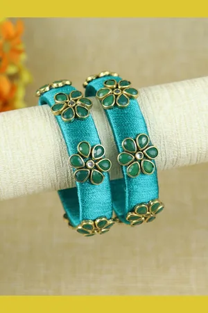 asthetika Asthetika Girls Set of 2 Silk Thread Flower Kundan Stone Bangle