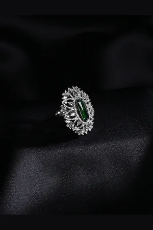 justpeachy Women Silver-Plated & Green AD-Studded Finger Ring
