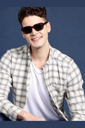 Mast & Harbour Men Standard Checked Casual Shirt