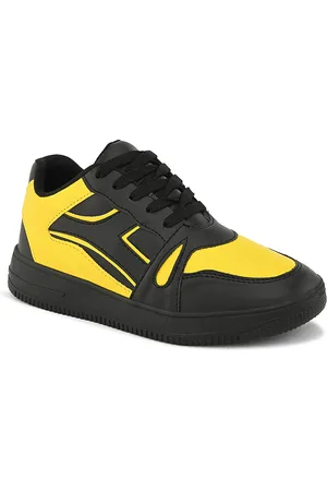 John Karsun Men Colourblocked Lightweight Sneakers