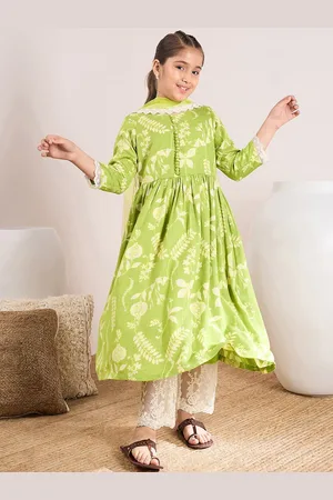 pspeaches Girls Floral Printed Pleated A-Line Kurta with Trousers & Dupatta