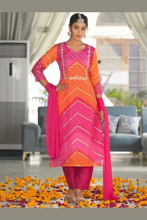 Varanga Bandhani Printed Regular Gotta Patti Kurta with Trousers & With Dupatta