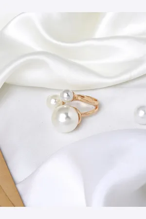 Joker & Witch Gold-Plated Pearls-Beaded Ring