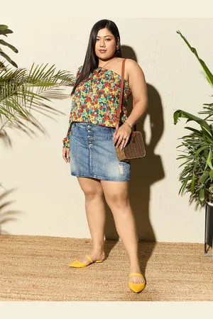 Berrylush Plus Size Red Floral Printed One-Shoulder Top