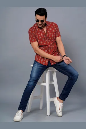 Jaipur Standard Opaque Geometric Printed Cotton Casual Shirt